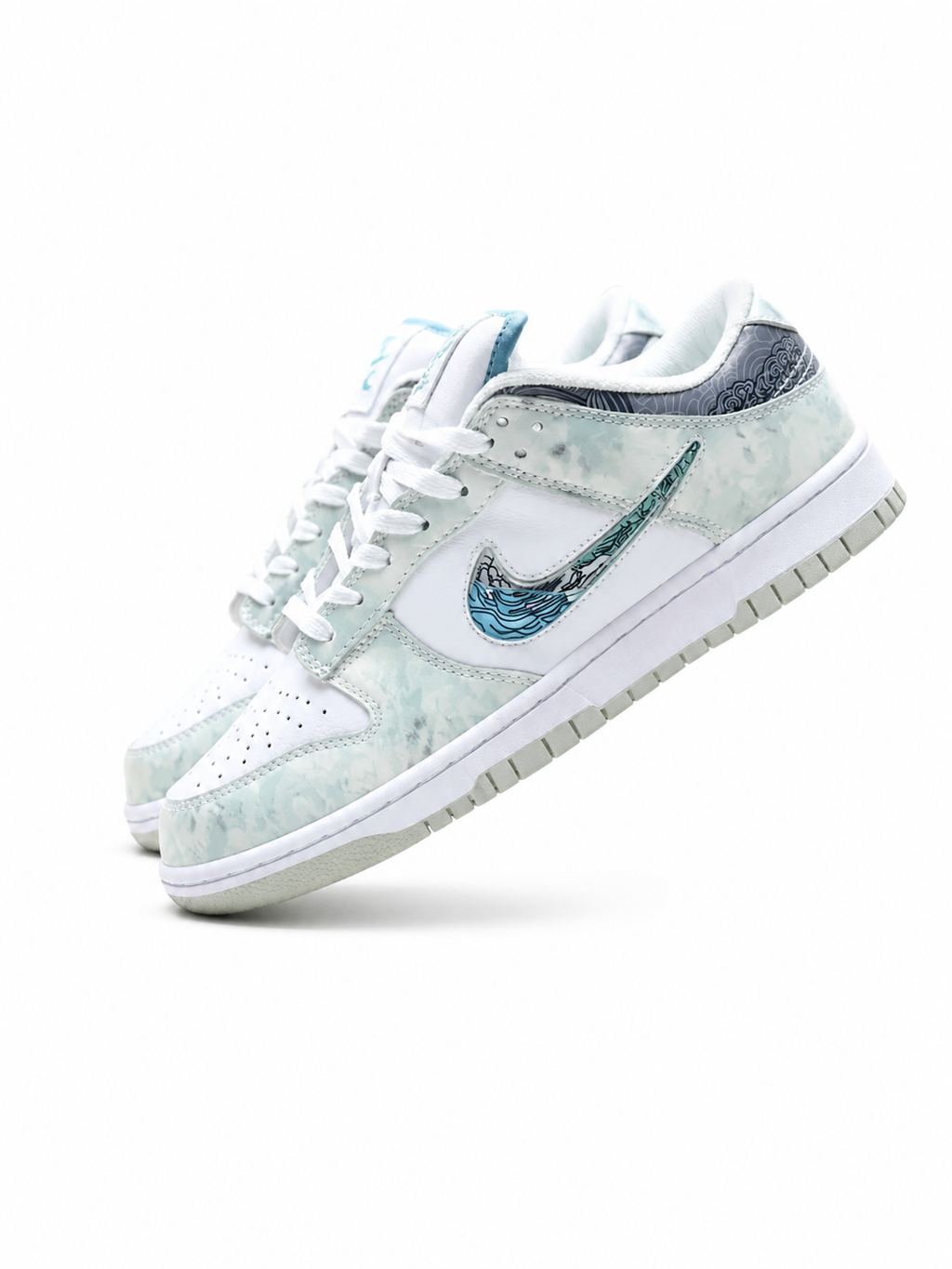 Nike SB Dunk Low Year of the Dragon
